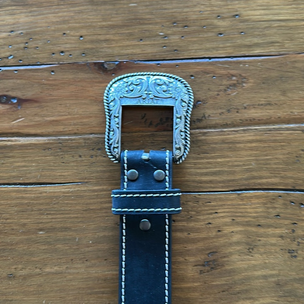 ARIAT Women’s Basic Heavy Stitched Belt